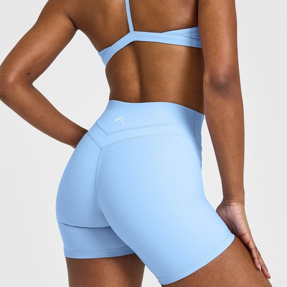 Oner active UNIFIEDMOVE HIGH WAISTED SHORTS 6" - Picture 2 of 5